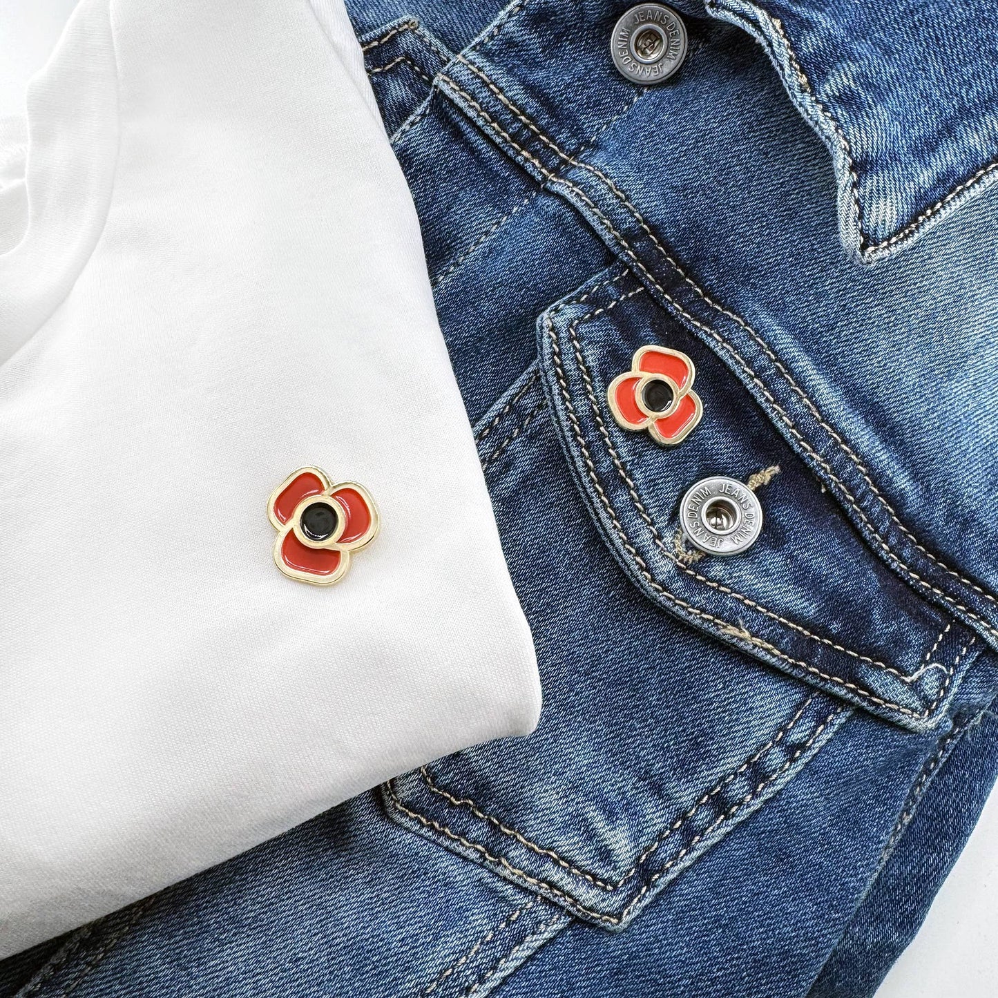 Poppy pin badge Brooch