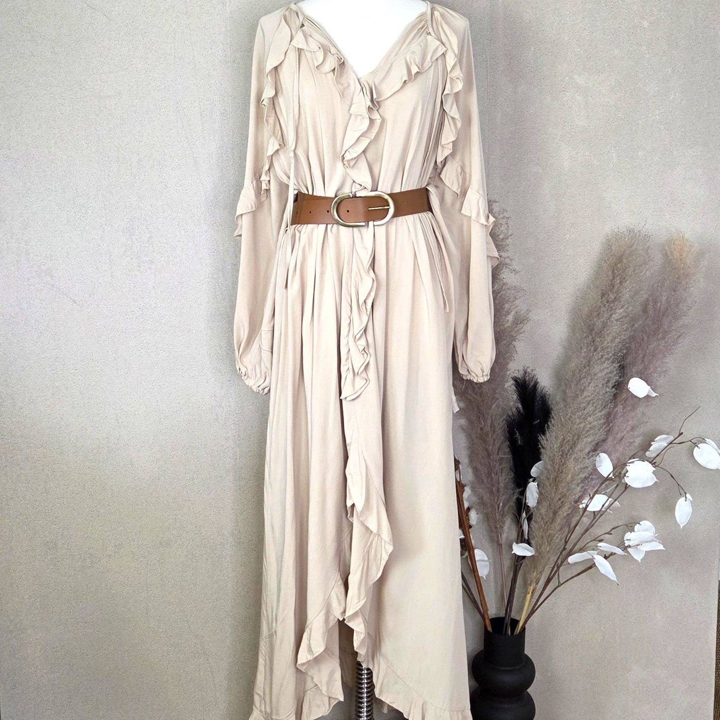 Viscose dress with ruffle detail and flattering split (belt not included) (M-L): Beige