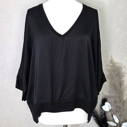 Hi-lo V-neck viscose satin feel top with ribbed hem (M): Black